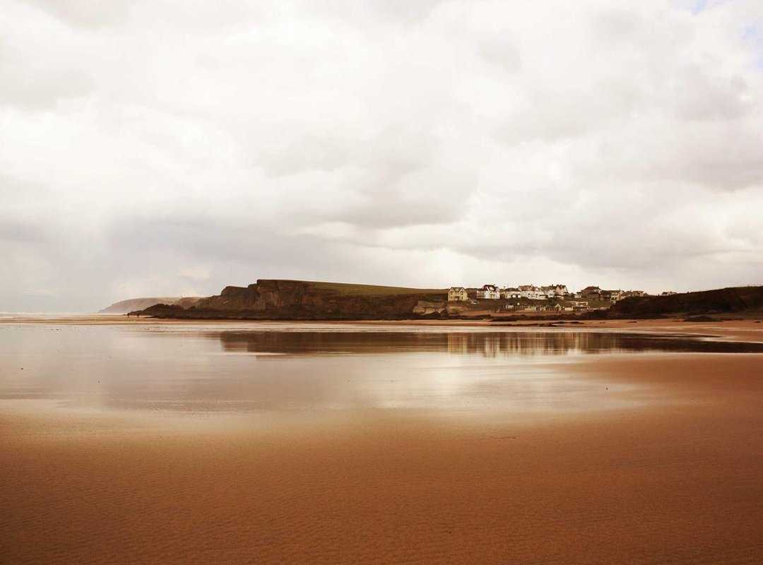 How to Download the APK from Malavida (Android Only)